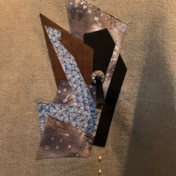 Nu Views size medium fleece lined cardigan art to wear western - Picture 7 of 8